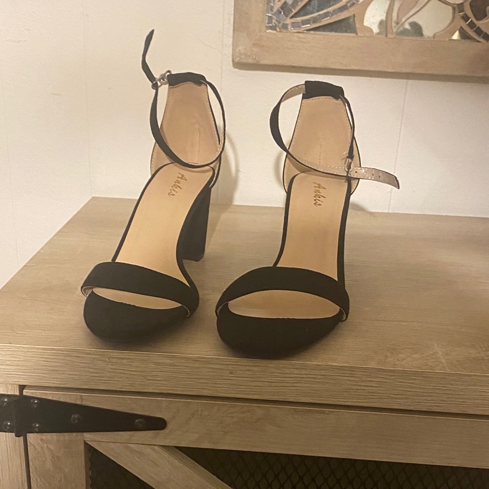 Chic Black Ankle Strap Heels by Matisse